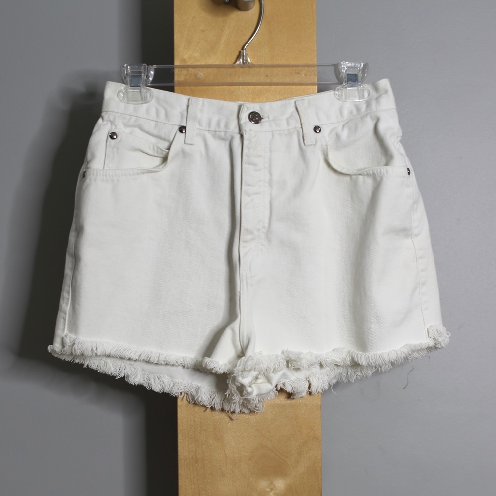 Vintage Levi’s Levis 900 Series White Cut Off Shorts Womens 12